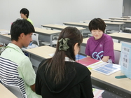 「グローバル地域文化学部現役学生・卒業生に聞いてみよう！」